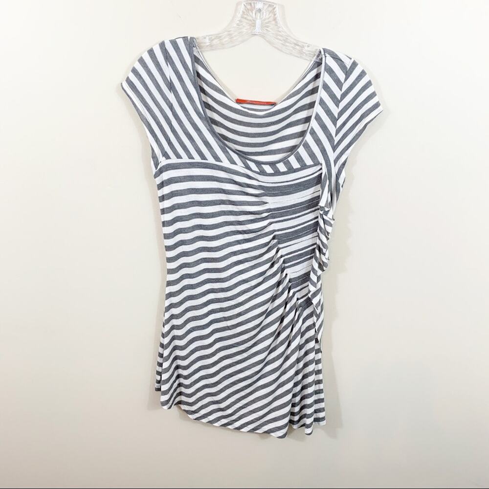 Anthro cartonnier striped dorsal short sleeve top